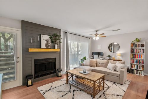 apt-152-3500 Tangle Brush Dr, The Woodlands, TX, 77381-2947 | Card Image