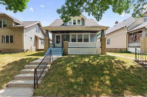 2640 N 41st Street, Milwaukee, WI, 53210 | Card Image