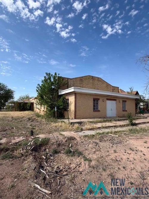 300 W 3rd St, Dexter, NM, 88230 | Card Image