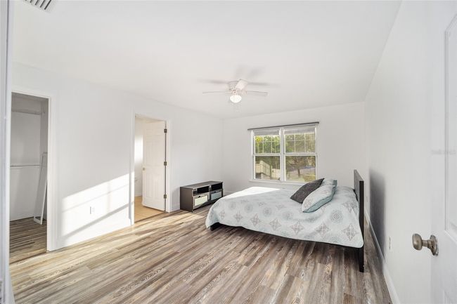 APT-2 - 1563 Nw 29 Th Rd, Townhouse with 2 bedrooms, 2 bathrooms and null parking in Gainesville FL | Image 24