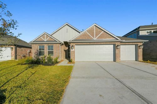 1525 Apache Heights Drive, Dayton, TX, 77535 | Card Image