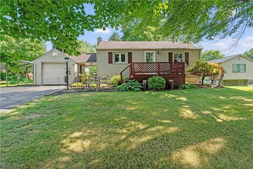 7000 Navarre Rd Sw, Massillon, OH, 44646-9464 | Card Image