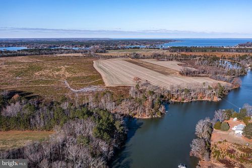 3352 Coles Point Rd, Hague, VA, 22469-3026 | Card Image