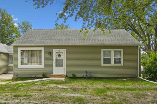 716 W 18th Street, Cedar Falls, IA, 50613 | Card Image