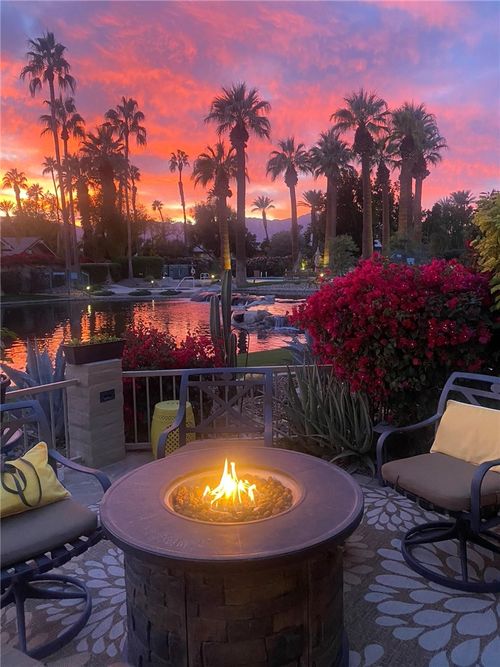 75 Laredo Ln, Palm Desert, CA, 92211-3207 | Card Image
