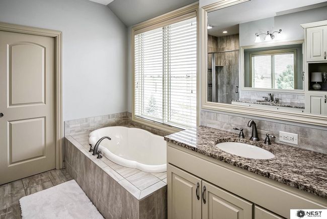 3400 Firethorn Ter, House other with 4 bedrooms, 4 bathrooms and 3 parking in Lincoln NE | Image 25