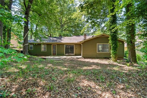 5132 Winterberry Dr, Stone Mountain, GA, 30088-3706 | Card Image