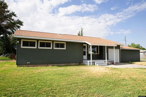 1320 Russell Ave, Worland, WY, 82401-2117 | Card Image