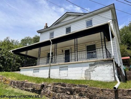 210 Excelisor St, Newburg, WV, 26410 | Card Image