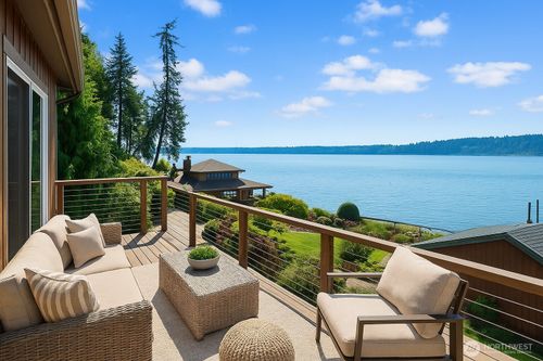 14758 Sw Spring Beach Rd, Vashon, WA, 98070-8706 | Card Image