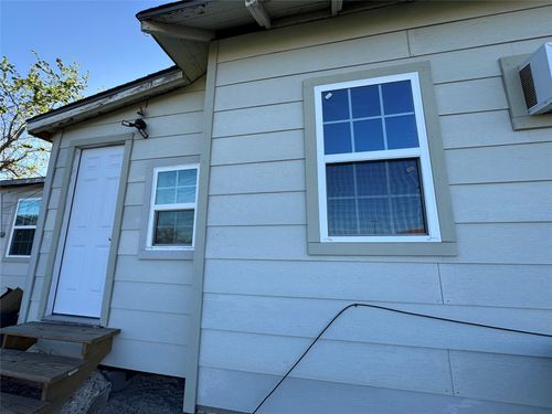 411 W Pearce Street, Baytown, TX, 77520 | Card Image