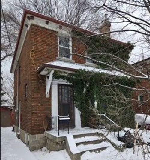 2 Don Mills Rd, East York, ON, M4J3Z7 | Card Image