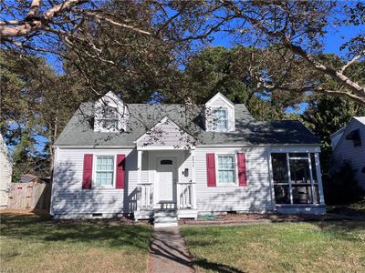 4836 Robin Hood Road, House other with 3 bedrooms, 2 bathrooms and null parking in Norfolk VA | Image 1