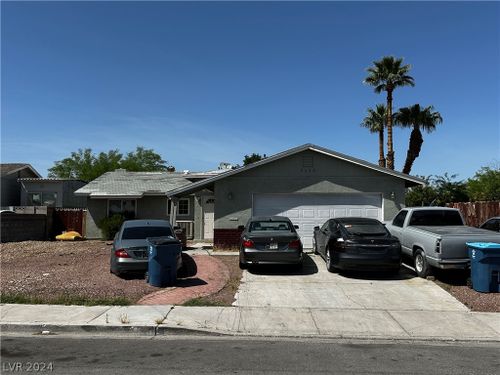 5620 Pinecone Place, Las Vegas, NV, 89108 | Card Image