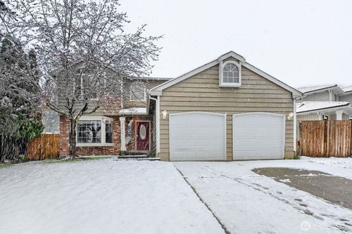 27610 26th Ave S, Federal Way, WA, 98003-6932 | Card Image