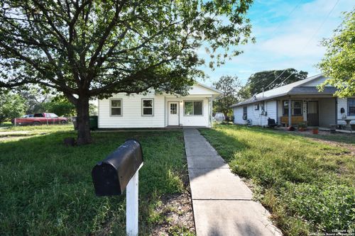 723 Clark Ave, San Antonio, TX, 78210-2607 | Card Image