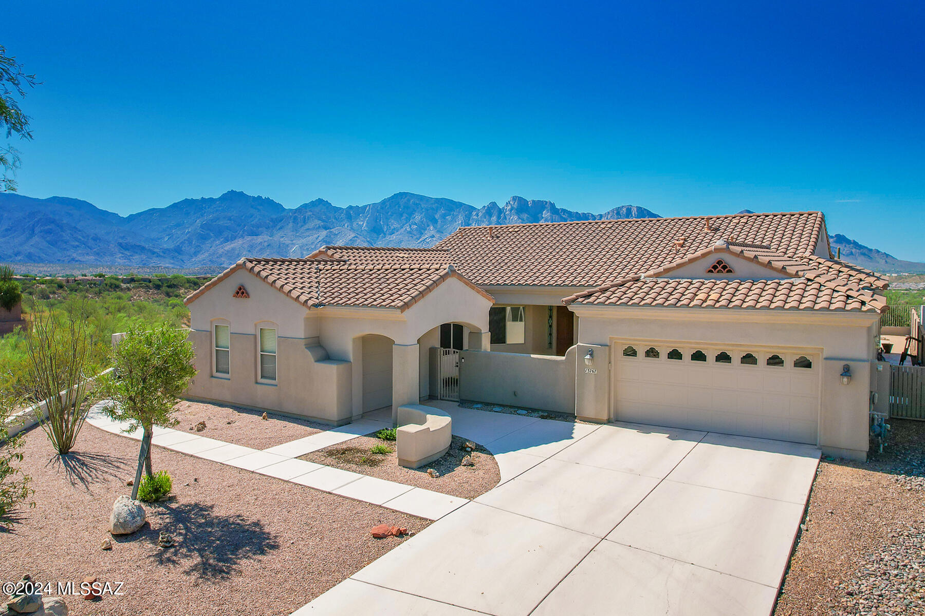 Eddington Pl, Oro Valley, AZ 85755
