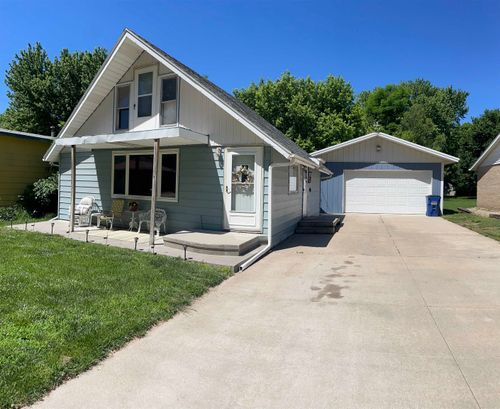 1910 Avenue B, Gothenburg, NE, 69138-1315 | Card Image