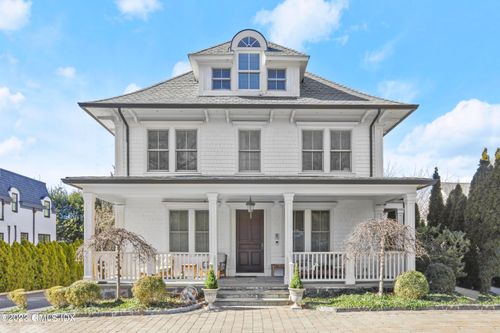 b-250 Milbank Ave, Greenwich, CT, 06830-6795 | Card Image