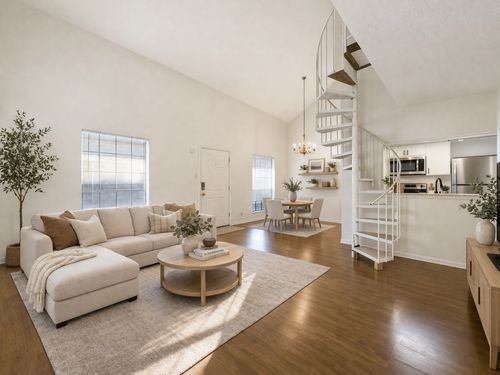 apt-303-2401 Leon St, Austin, TX, 78705-4627 | Card Image