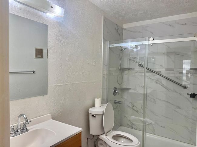 APT-607 - 9797 Leawood Blvd, Townhouse with 2 bedrooms, 2 bathrooms and null parking in Houston TX | Image 9