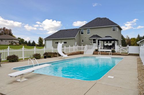 819 Belanger Ave Nw, Buffalo, MN, 55313-4465 | Card Image