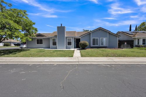 15510 Lottie Way, Lathrop, CA, 95330 | Card Image