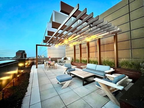 unit-8m-100 Lovejoy Wharf, Boston, MA, 02114-2160 | Card Image
