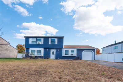 130 Tarpon Avenue, House other with 5 bedrooms, 1 bathrooms and null parking in Medford NY | Image 1