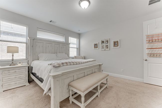 1613 Frankford Dr, House other with 5 bedrooms, 3 bathrooms and null parking in Forney TX | Image 14