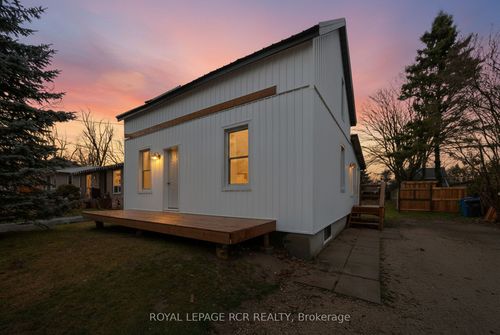 170 Young St, Southgate, ON, N0C1B0 | Card Image