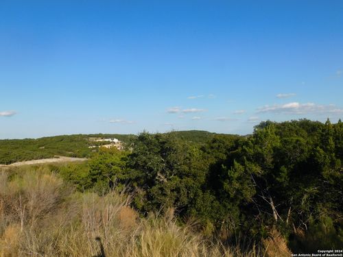 22202 Ravine Pass, San Antonio, TX, 78255-2409 | Card Image