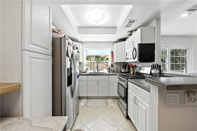 Kitchen | Image 8