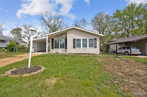 229 Orchard Ave, Ballwin, MO, 63021-5231 | Card Image