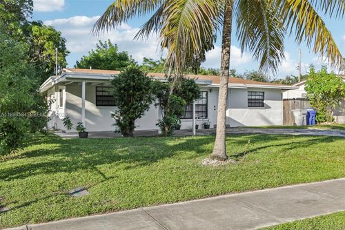 151 Nw 20th St, Pompano Beach, FL, 33060-5040 | Card Image