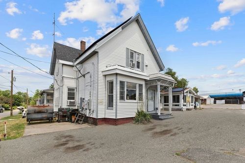 616 Centre St, Brockton, MA, 02302-3305 | Card Image