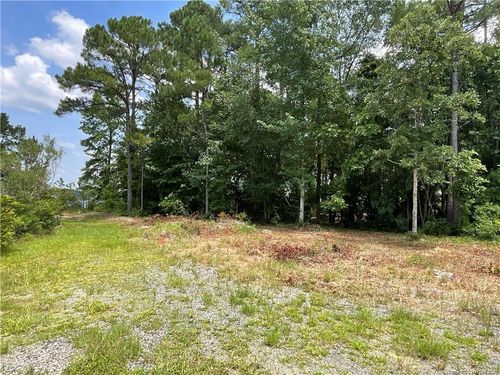 226 Clearview Ct, Sanford, NC, 27332-6261 | Card Image