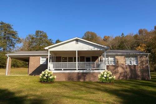 355 Chicken Creek Rd, Pulaski, TN, 38478-5624 | Card Image