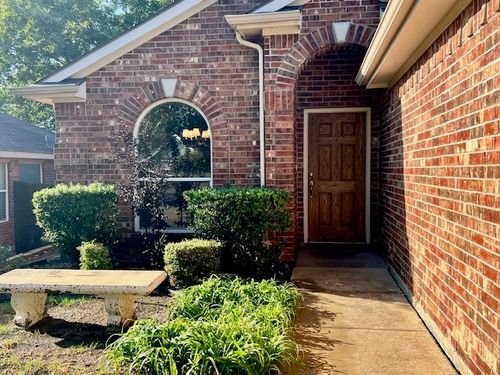 6725 Sierra Madre Dr, Fort Worth, TX, 76179-2590 | Card Image