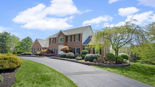 915 Saint Ann Dr, Street, MD, 21154-1647 | Card Image