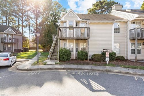 b-20 Lakeside Crescent, Hampton, VA, 23669 | Card Image