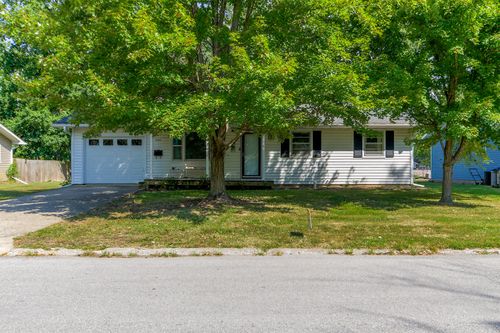 200 S Reed St, CENTRALIA, MO, 65240-1432 | Card Image