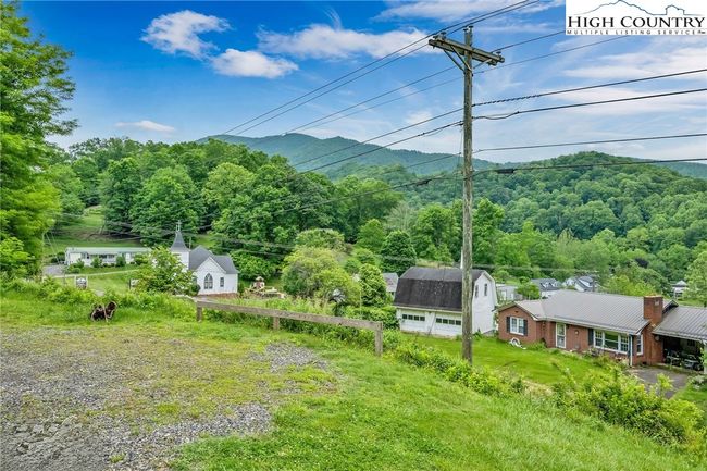 5691 Nc 194 N Highway, House other with 2 bedrooms, 1 bathrooms and null parking in Warrensville NC | Image 38