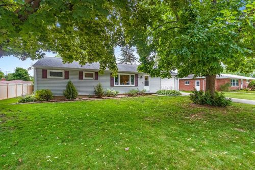 3613 S Clay Street, ALLOUEZ, WI, 54301 | Card Image