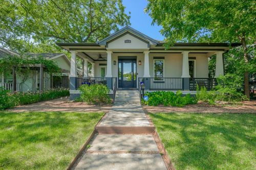 815 W Gibson St, Austin, TX, 78704-2345 | Card Image