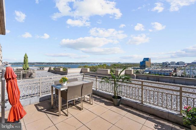 UNIT-1050 - 3650 S Glebe Rd, Condo with 2 bedrooms, 2 bathrooms and null parking in ARLINGTON VA | Image 37