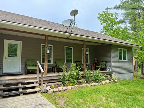 21 Shebeshekong Rd, Nobel, ON, P0G1G0 | Card Image