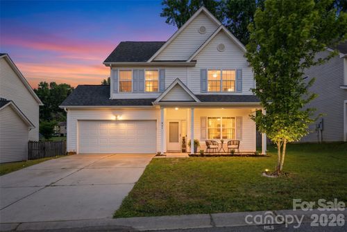 425 Laurel Fork Dr, Fort Mill, SC, 29715-6562 | Card Image