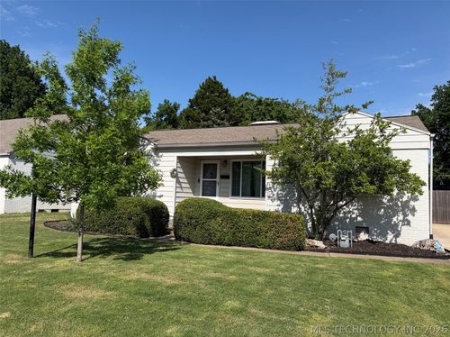 927 Toledo Ave, Tulsa, OK, 74112-4223 | Card Image