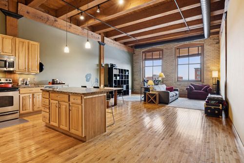 unit-403-289 5th St E, Saint Paul, MN, 55101-1962 | Card Image